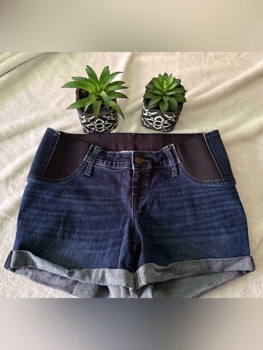 Isabel Maternity Stretch Denim Midi Shorts 4 4/27